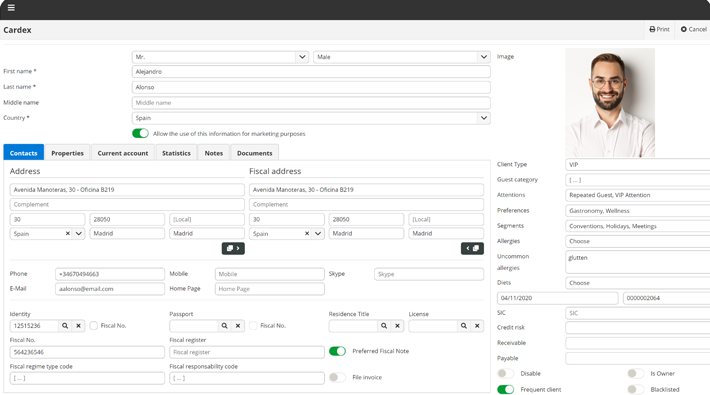 Guest profile in the Cloud PMS